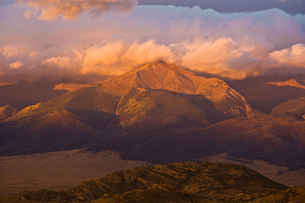 Sunrise over Spread Eagle Peak